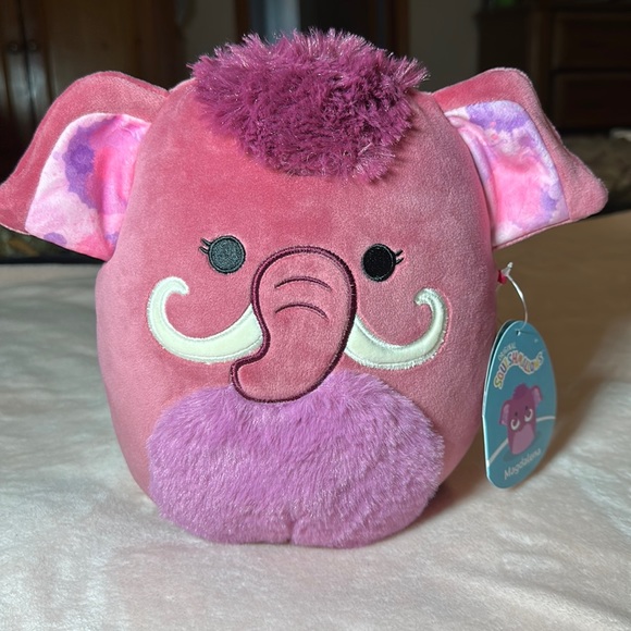 Squishmellow Magdalena, the woolly mammoth in magenta colors, 10” - Picture 1 of 5